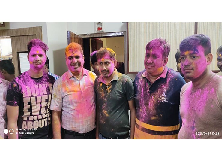 Holi